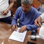 1000129528